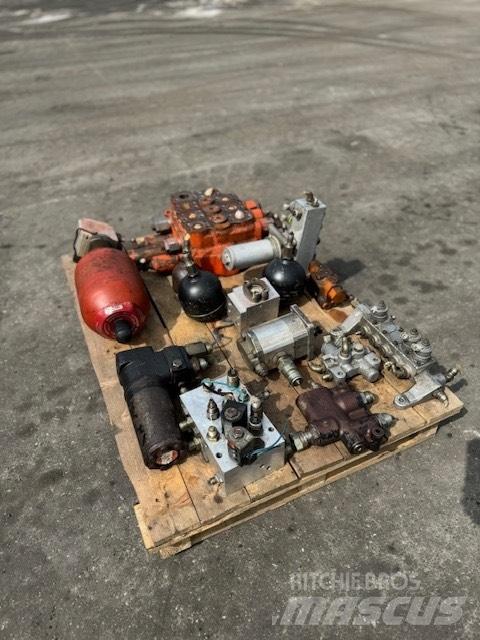 Daewoo Mega 300 V Hydraulics