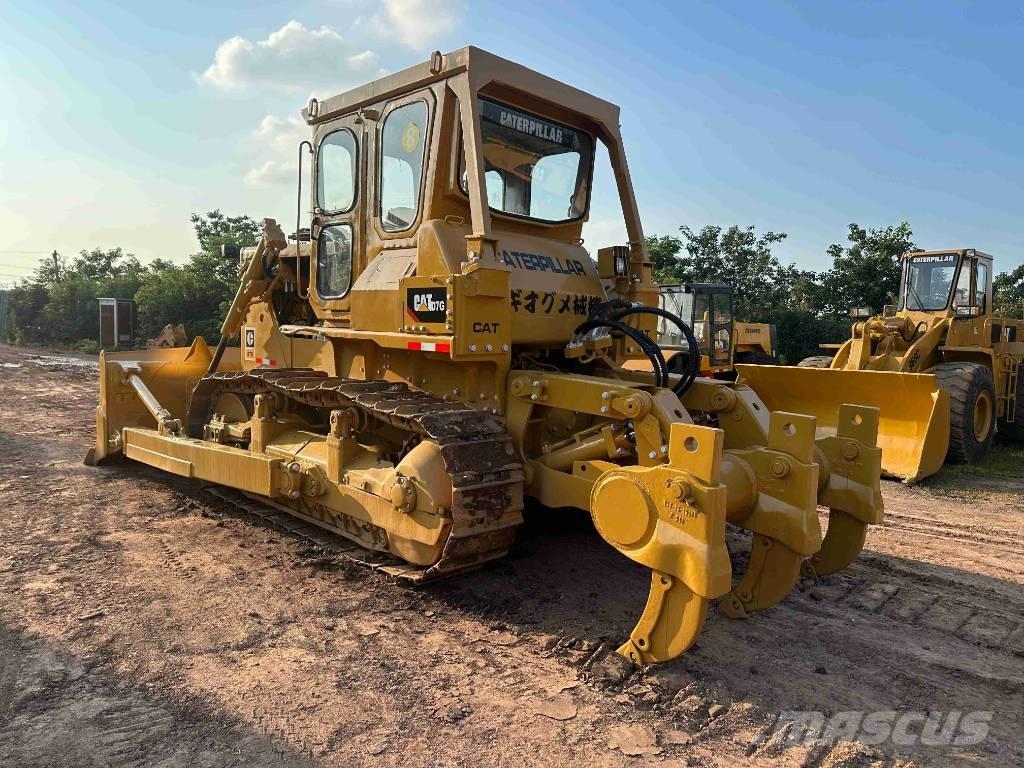CAT D7G Rupsdozers