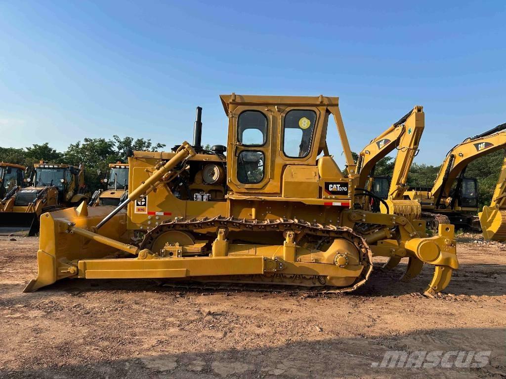 CAT D7G Rupsdozers