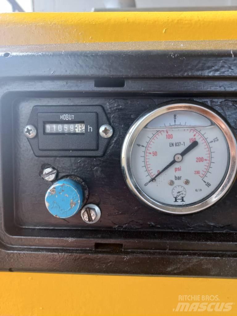 Atlas Copco XAHS 186 Compressors