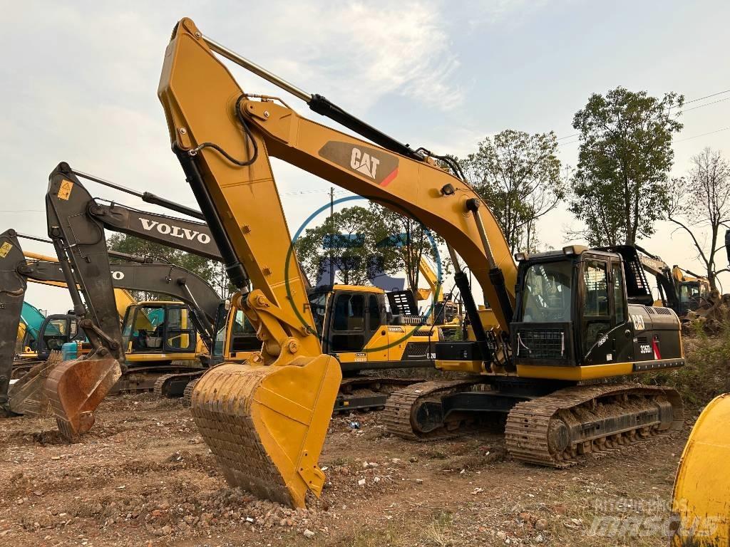 CAT 326D Rupsgraafmachines