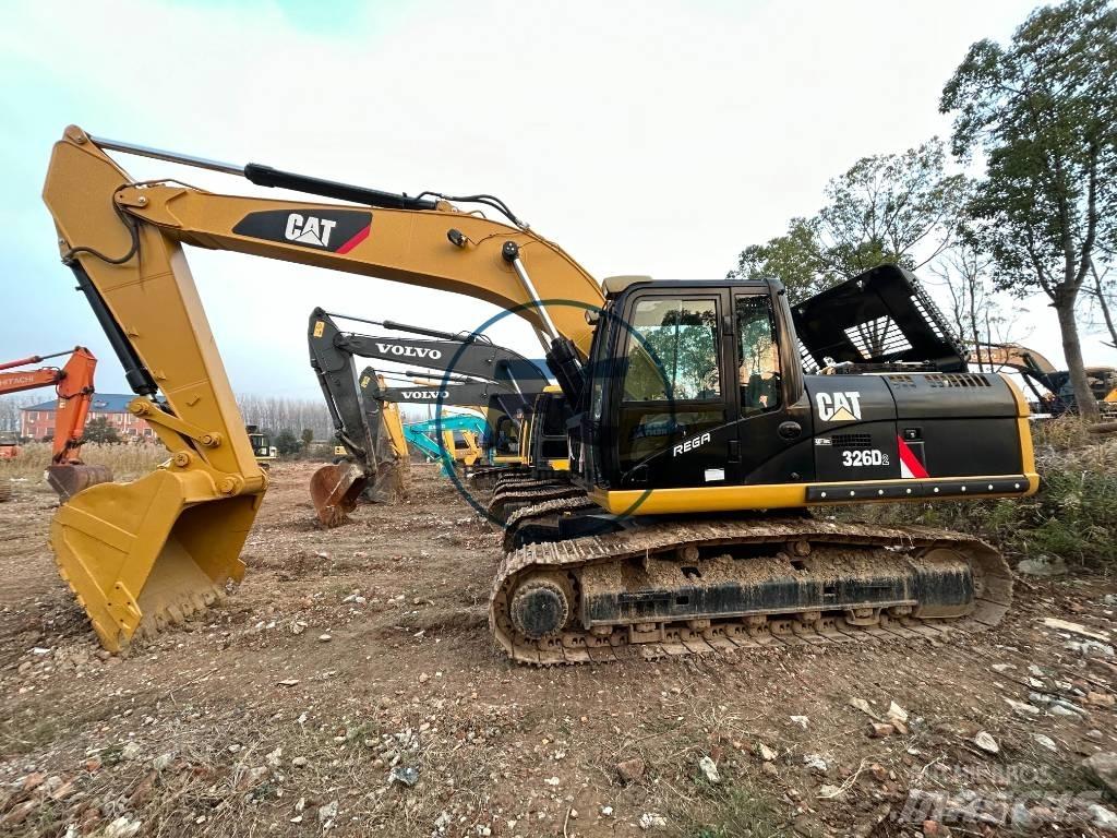 CAT 326D Rupsgraafmachines