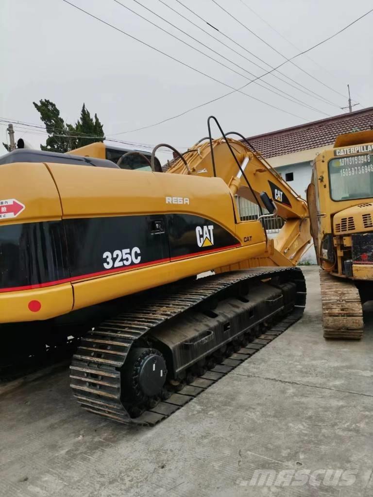 CAT 325 C Rupsgraafmachines