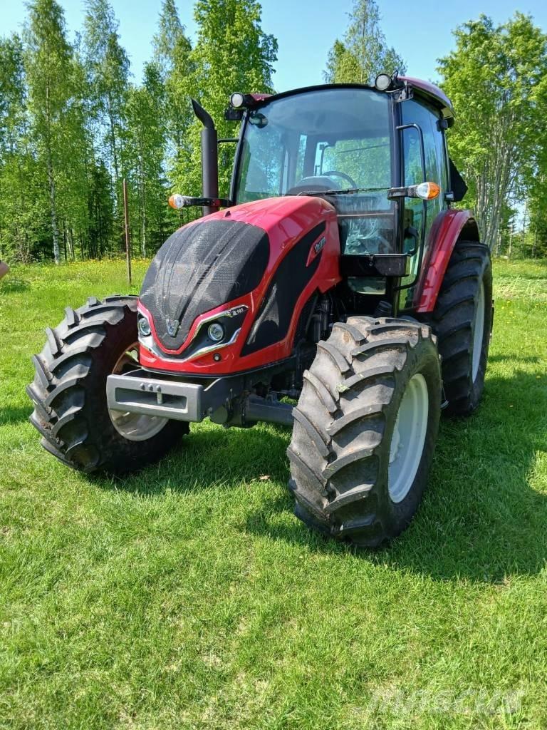 Valtra A 105 Tractoren