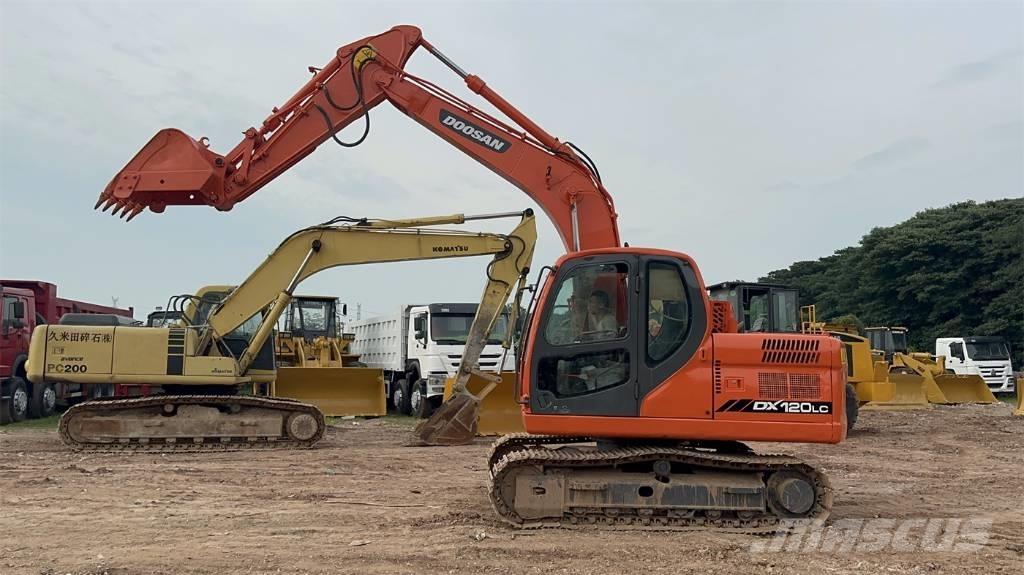 Doosan DX 120 Rupsgraafmachines