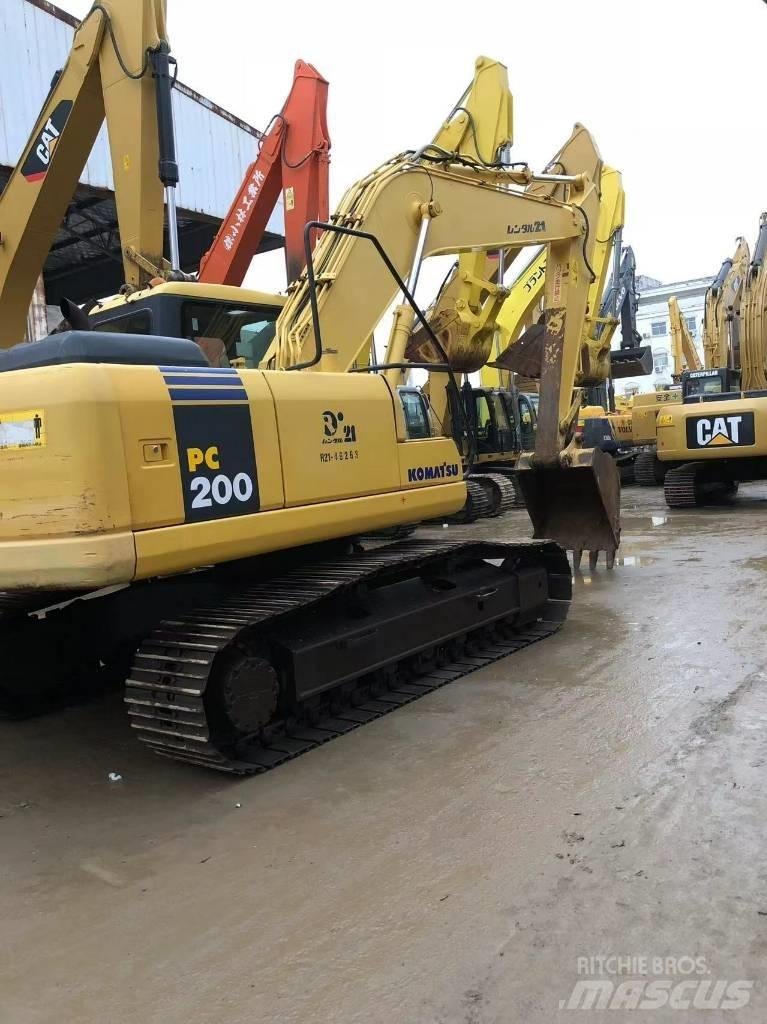 Komatsu 200-7 Rupsgraafmachines
