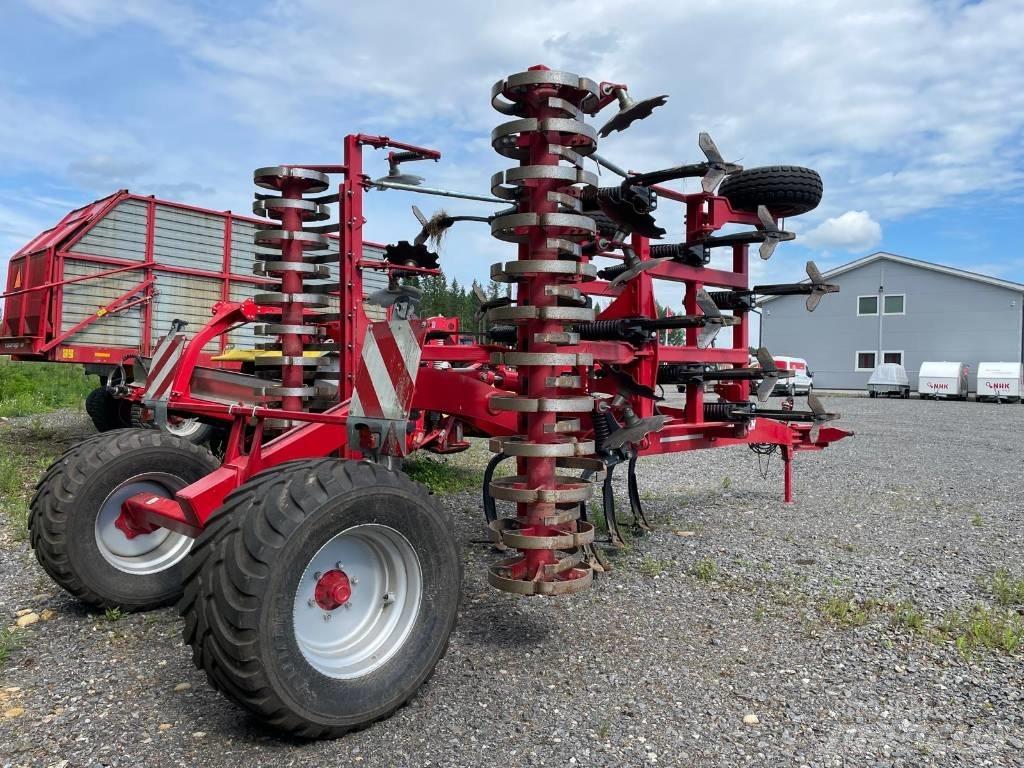 Horsch Terrano 5 FX Cultivatoren