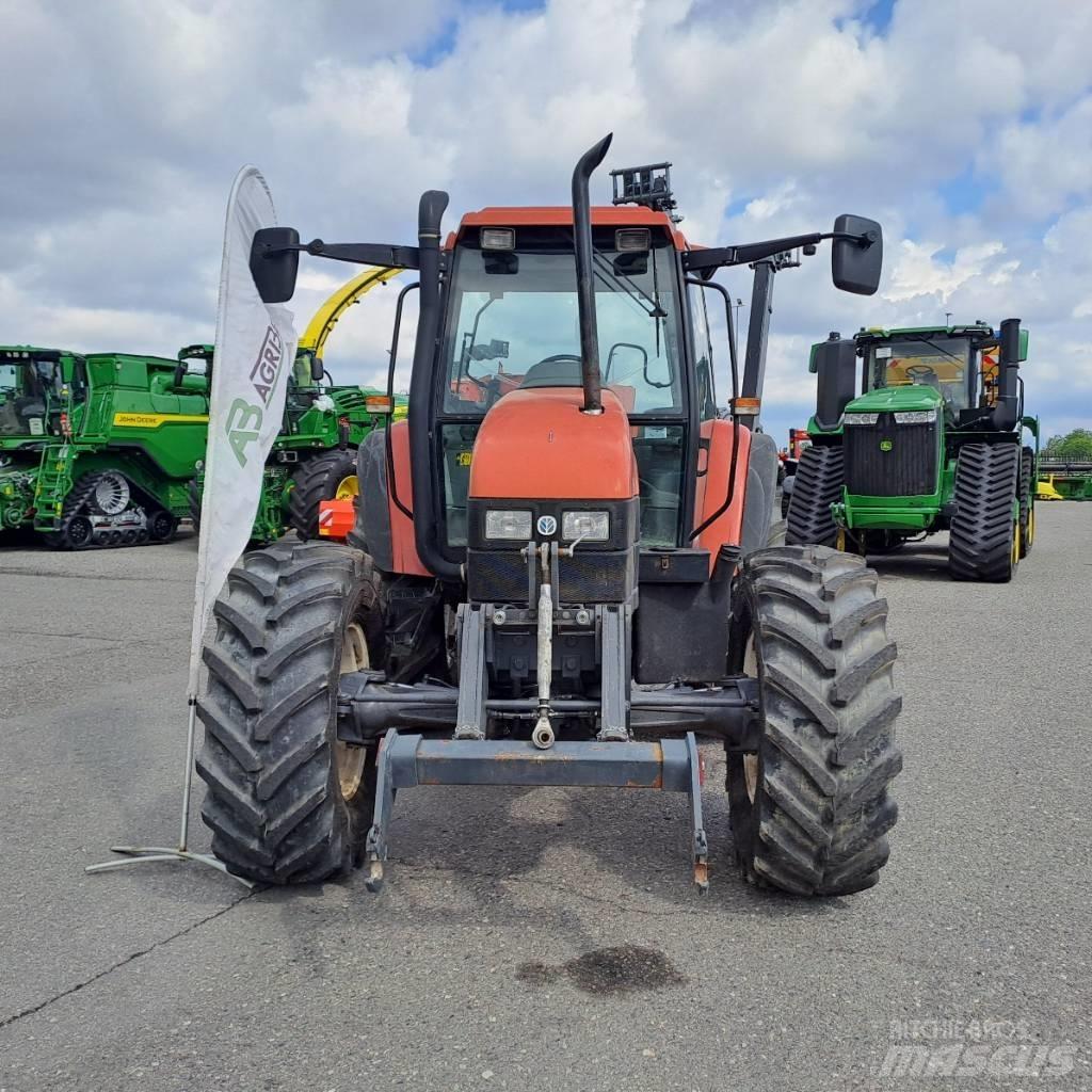 New Holland TS 110 Tractoren