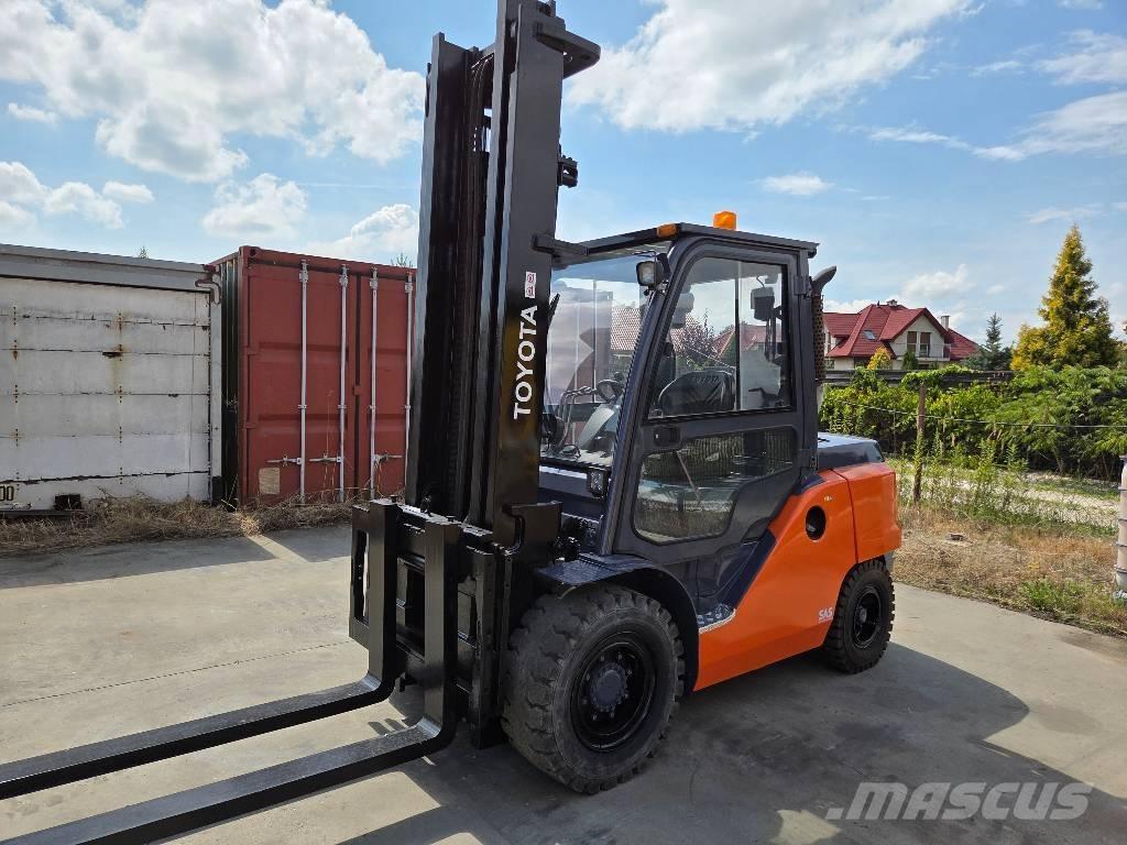 Toyota 40-8FD50N Diesel heftrucks