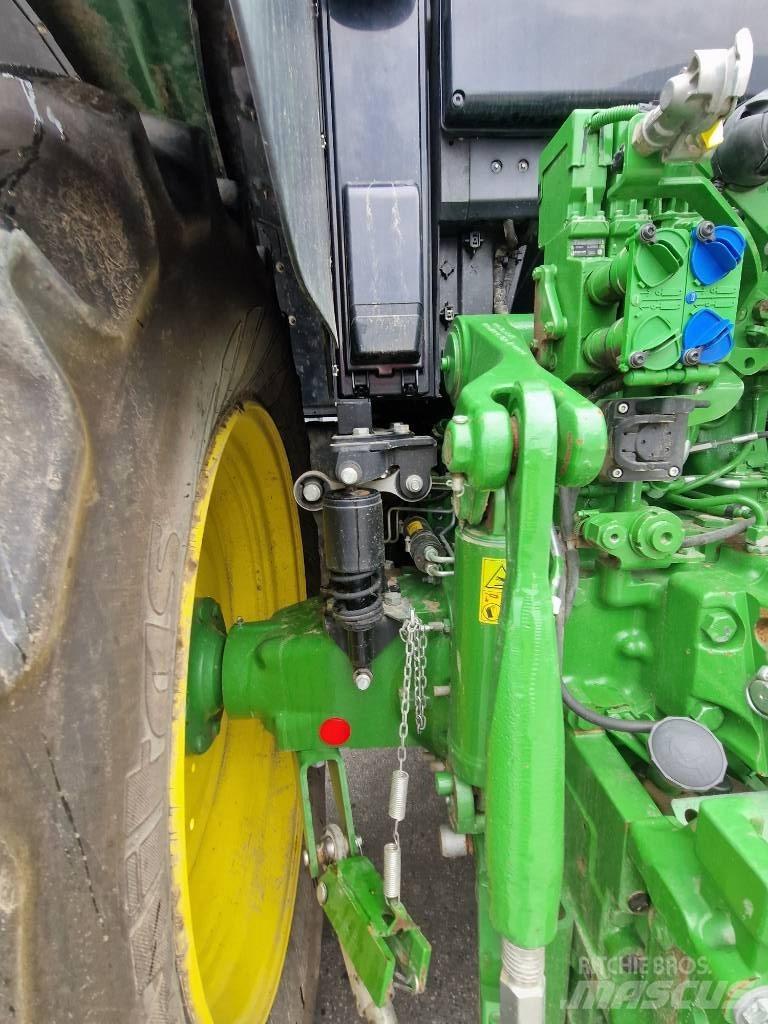 John Deere 6195 M Tractoren