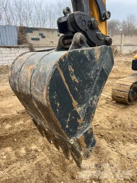 Hyundai 60 W VS Minigraafmachines < 7t