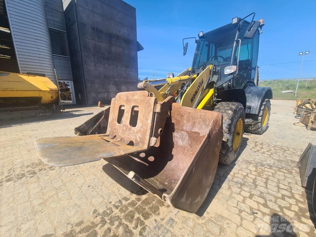 Komatsu WA 100 M Wielladers