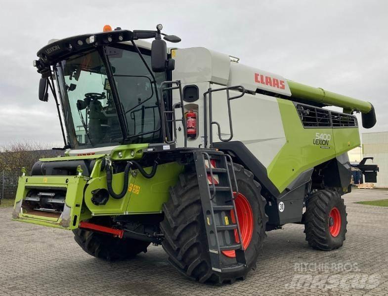 CLAAS LEXION 5400 Maaidorsmachines