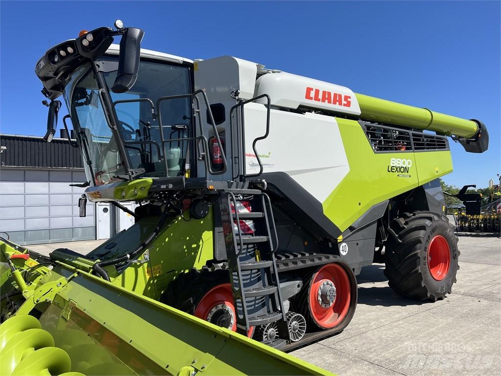 CLAAS Lexion 8800TT Maaidorsmachines