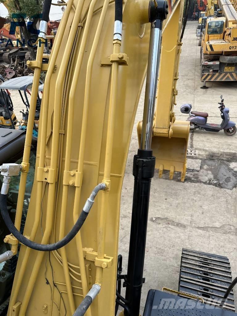 CAT 320 D Rupsgraafmachines