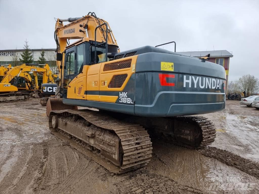 Hyundai HX 300 L Rupsgraafmachines