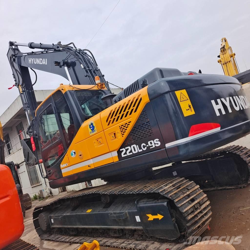 Hyundai 220 LC-9 Rupsgraafmachines
