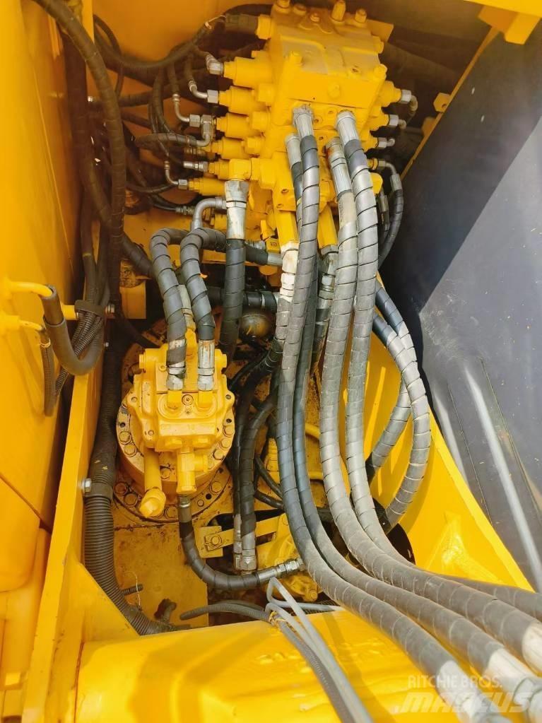 Komatsu PC 130-7 Rupsgraafmachines