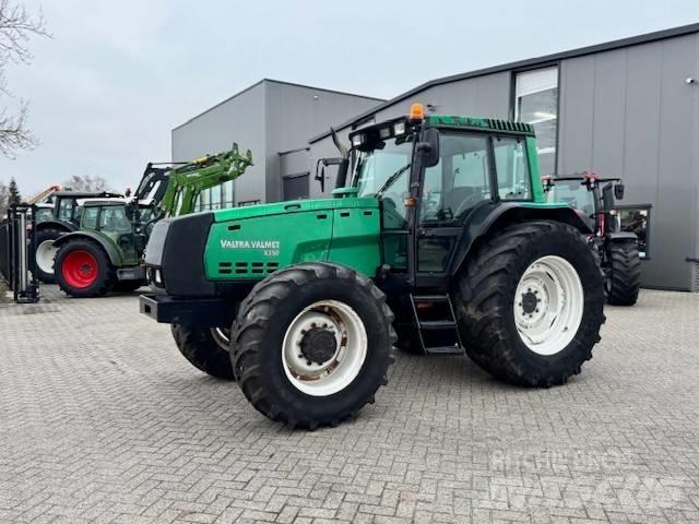 Valtra 8350 Hitech Tractoren