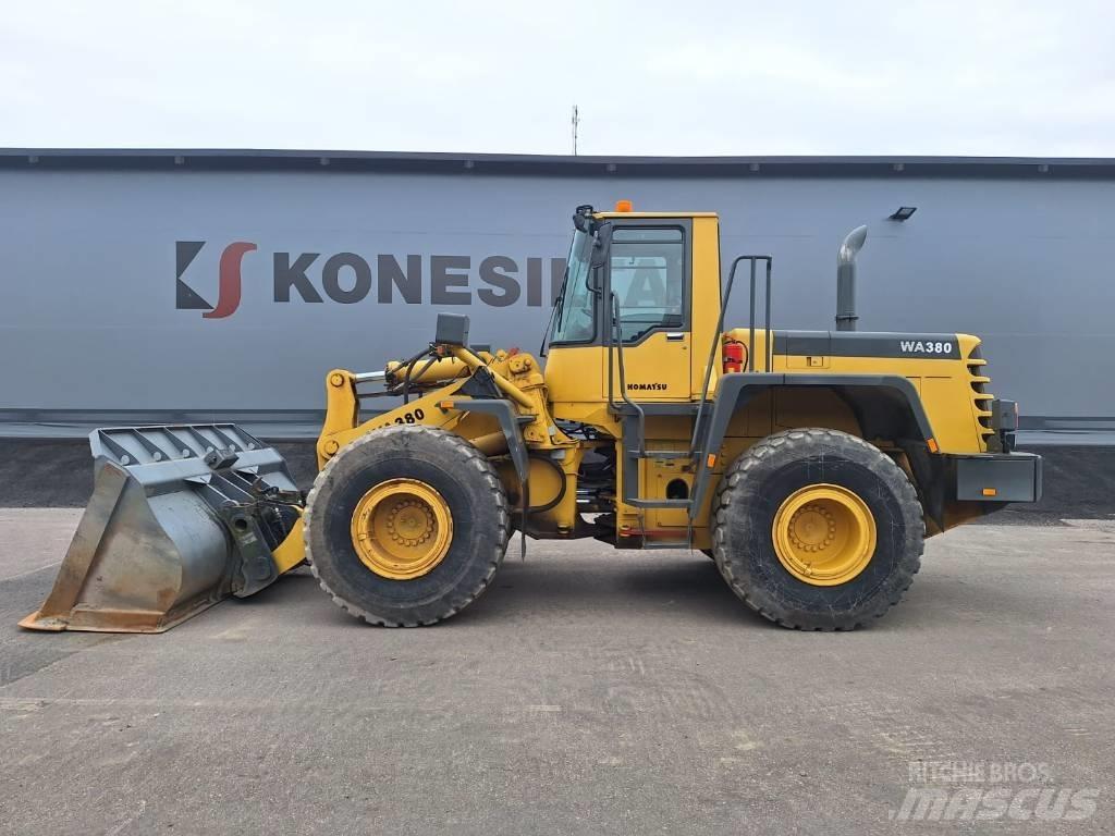 Komatsu WA 380-3A Wielladers