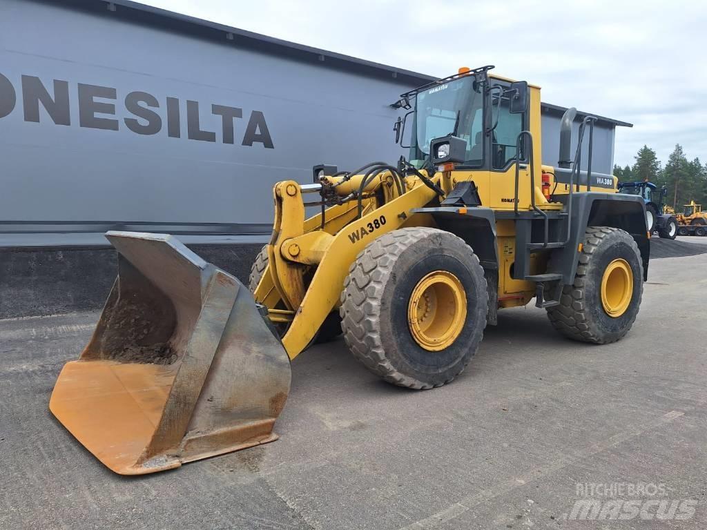 Komatsu WA 380-3A Wielladers
