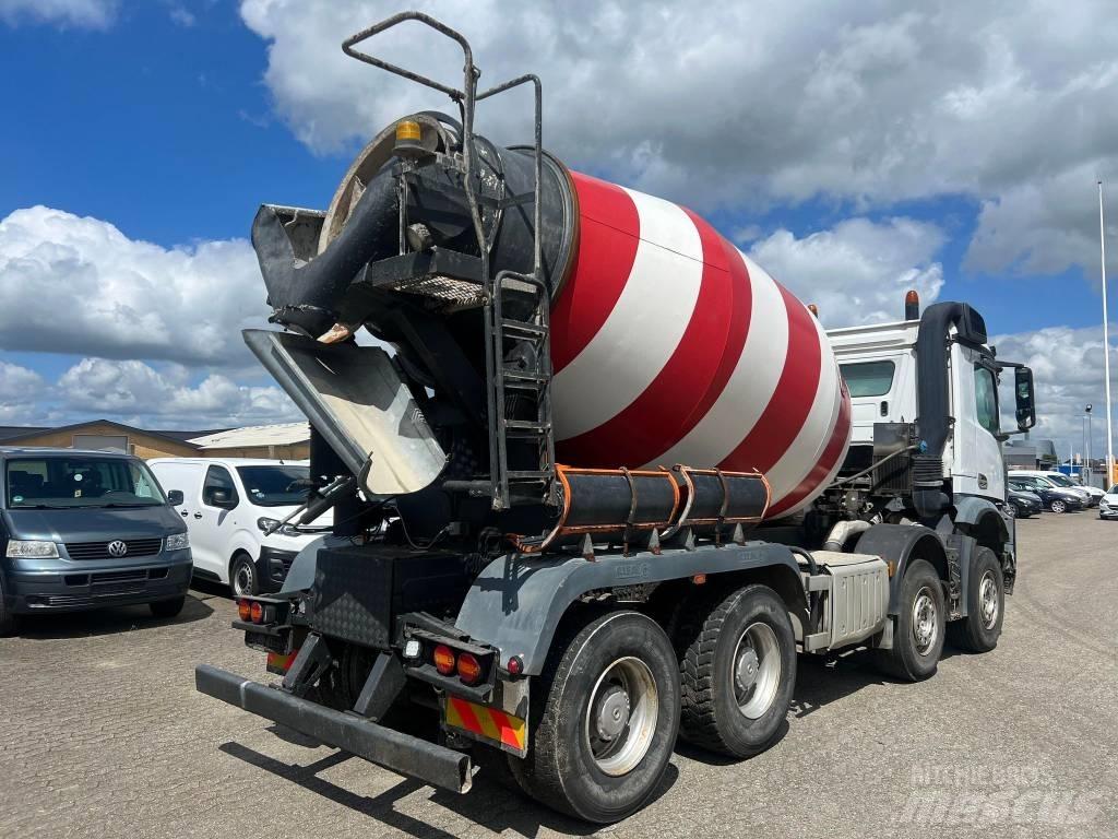 Mercedes-Benz 3244 Betonmixers en pompen