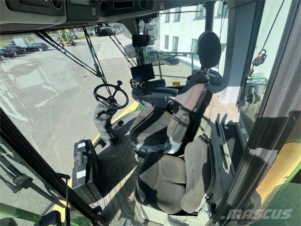 Krone BiG X 630 Getrokken veldhakselaar