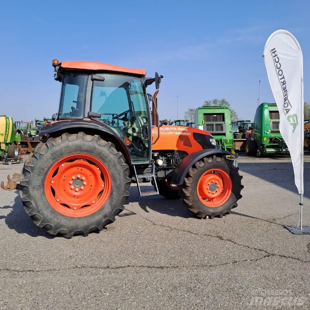 Kubota M 9960 HD Tractoren
