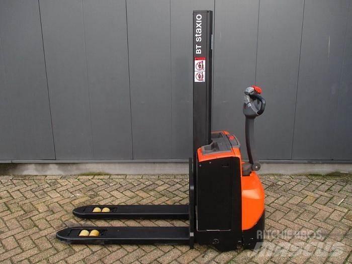 BT SWE 080L Meeloop stapelaar