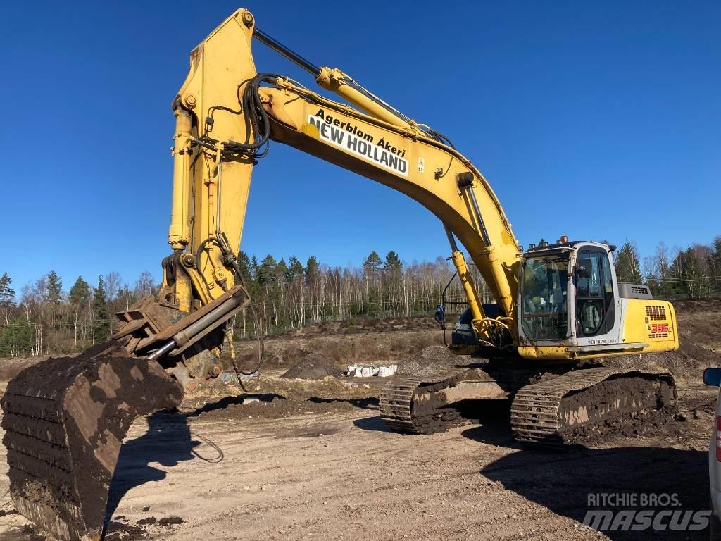New Holland E 385 Rupsgraafmachines