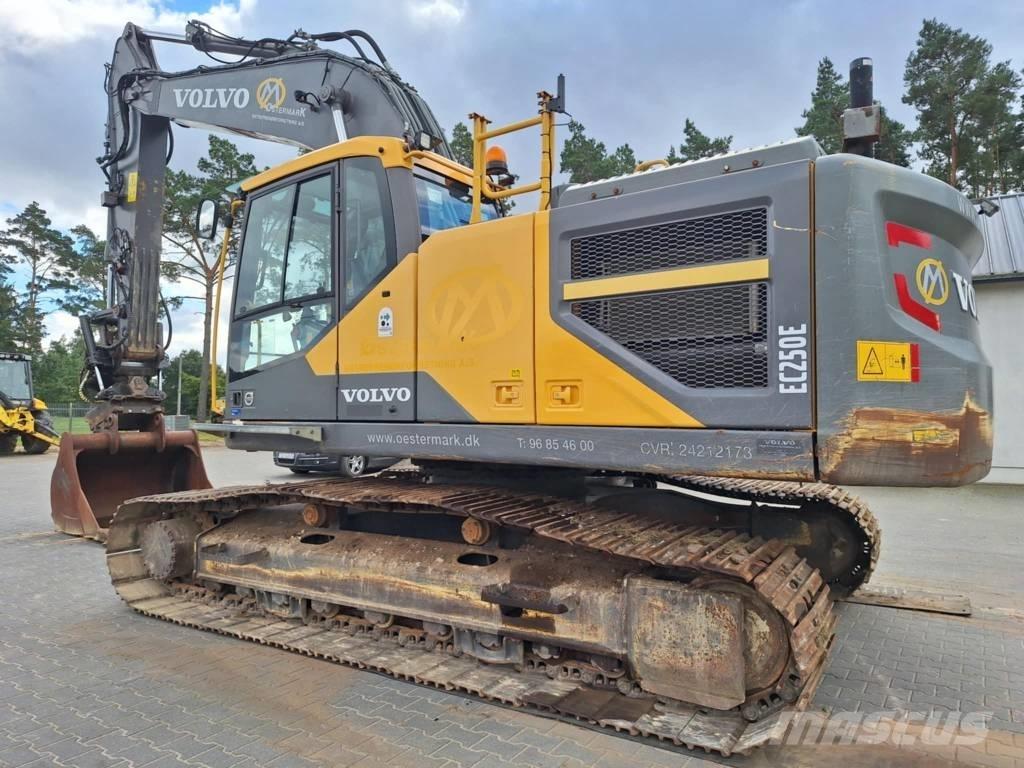 Volvo EC 250 EL Rupsgraafmachines
