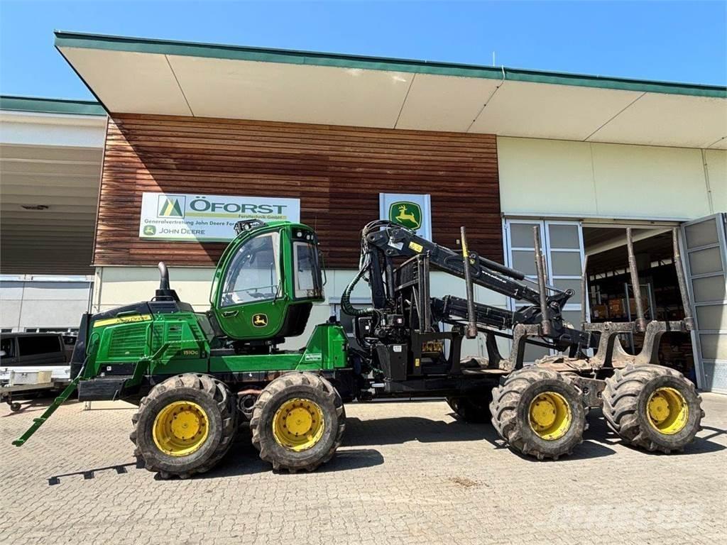 John Deere 1510 G Uitrijwagens