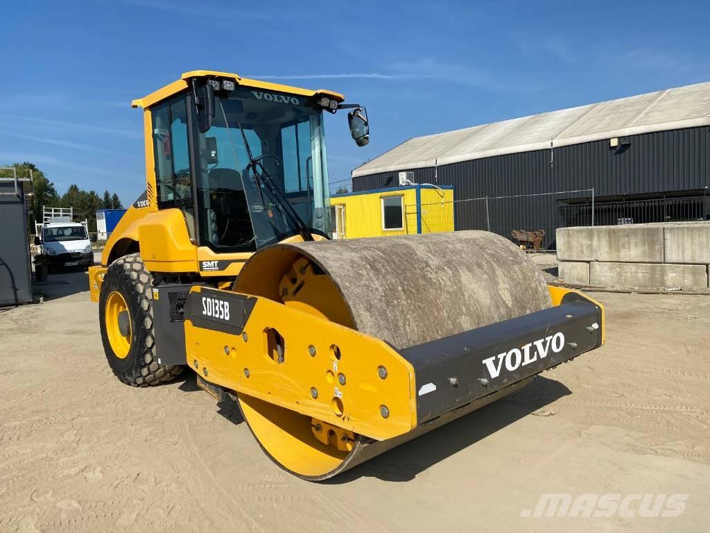 Volvo SD135B Trilrolwalsen