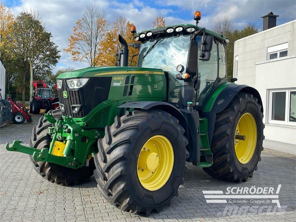 John Deere 6230 R Tractoren