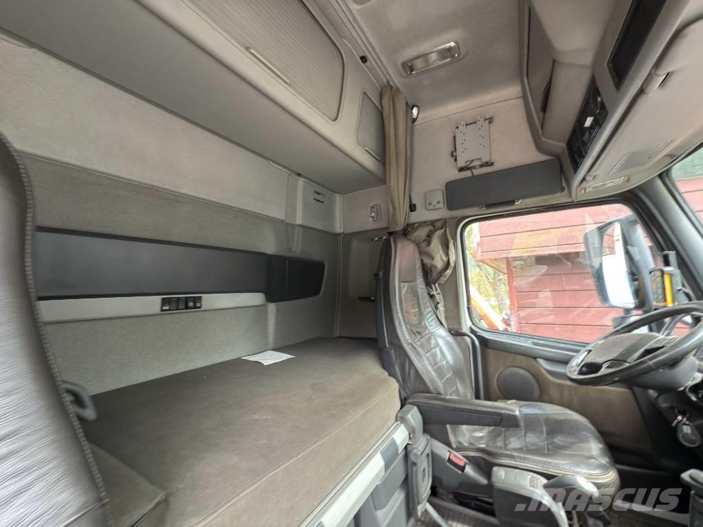 Volvo FH 540 Vrachtwagen met containersysteem