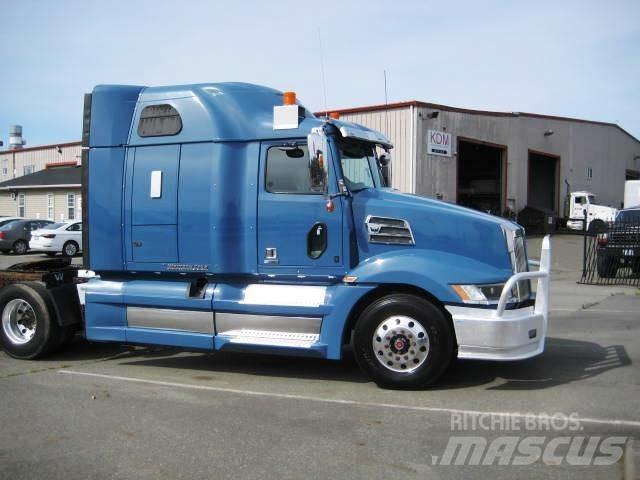Western Star 5700 XE Trekkers