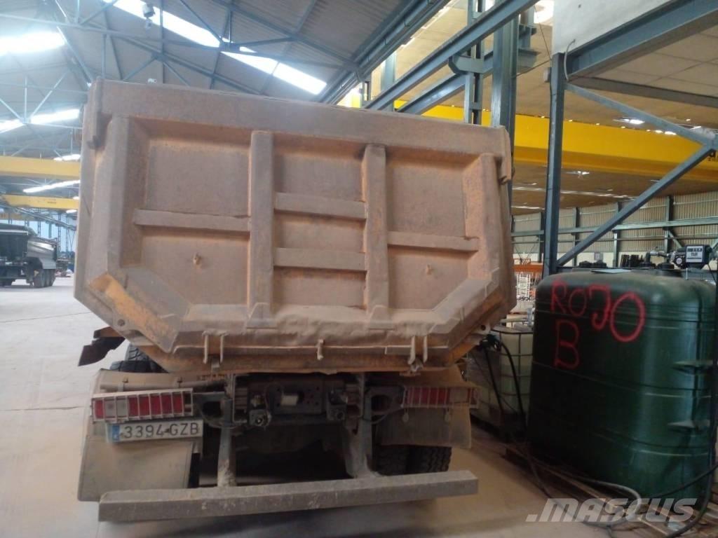 Renault Kerax 420 Kipper