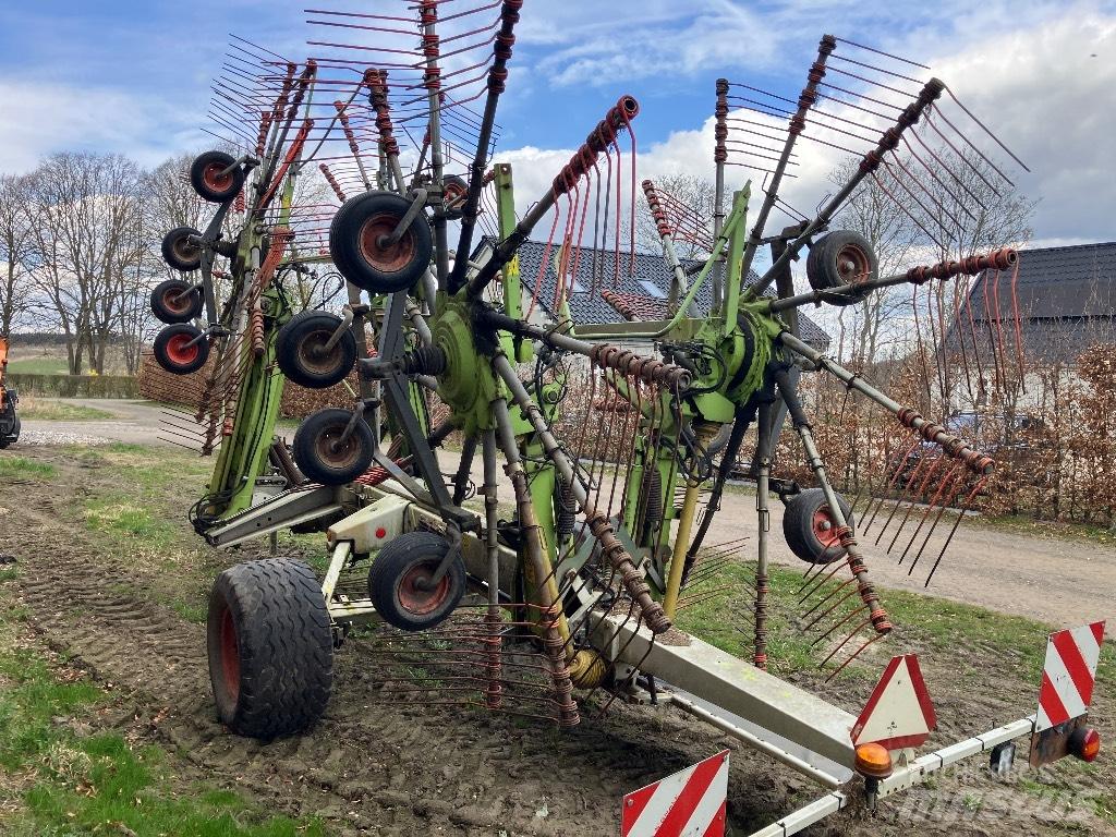 CLAAS Liner 3500 Schudders