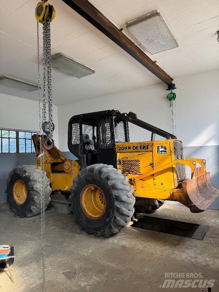 John Deere 540b 540b Bosbouw tractoren