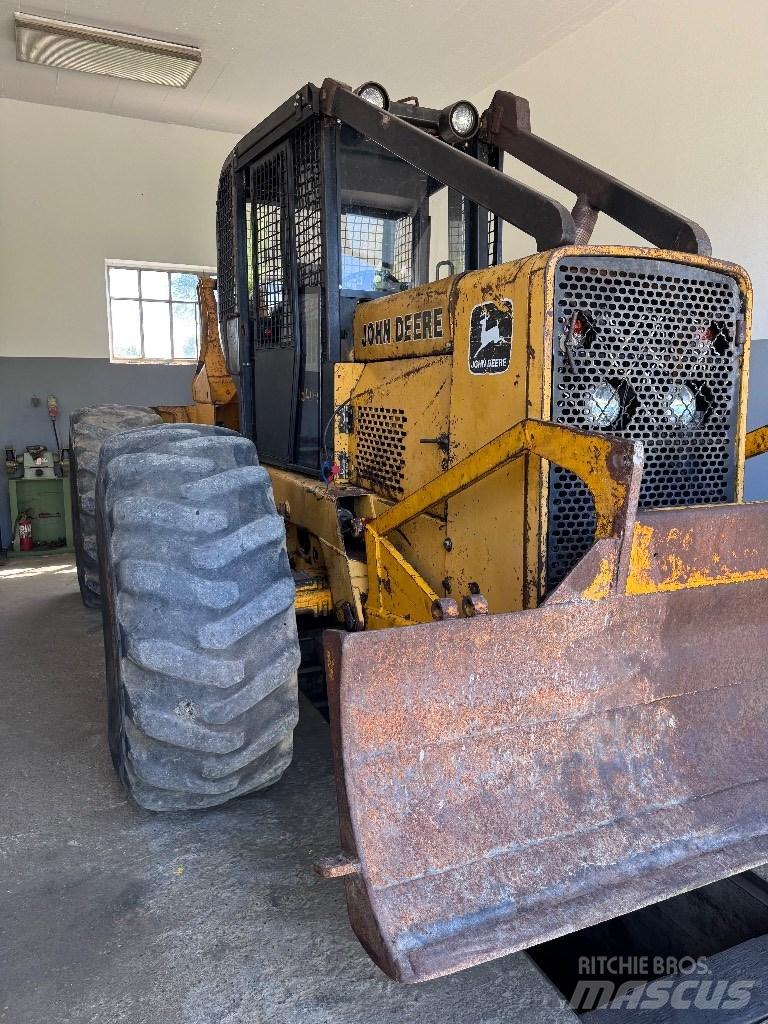 John Deere 540b 540b Bosbouw tractoren