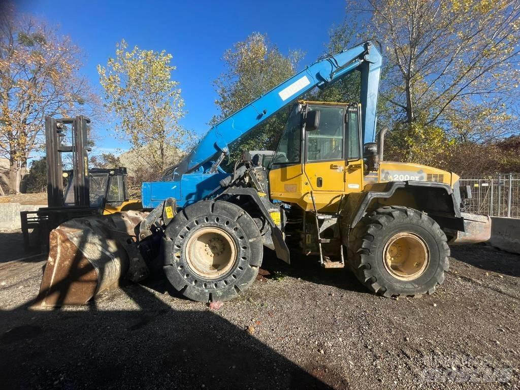 Komatsu WA 200 PT-5 Wielladers