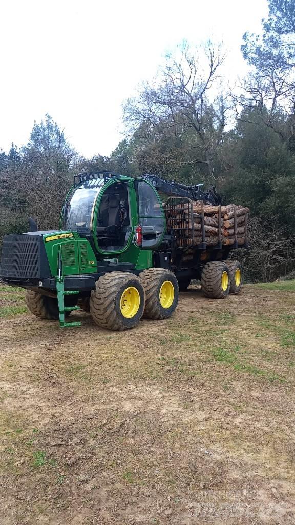 John Deere 1110 E Uitrijwagens