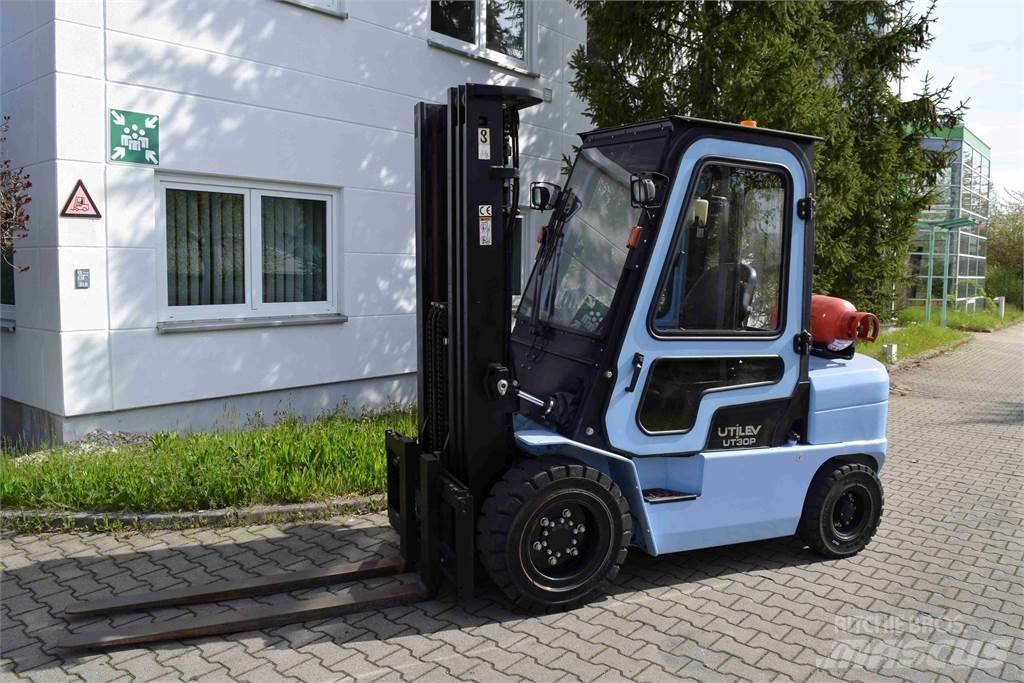 Utilev UT 30 LPG heftrucks