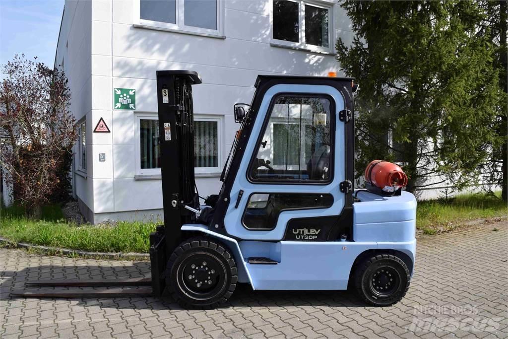 Utilev UT 30 LPG heftrucks