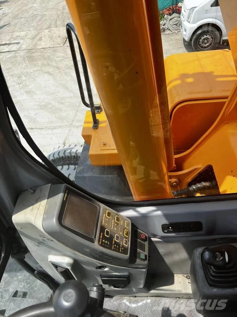 Hyundai 210W-7 Wielgraafmachines
