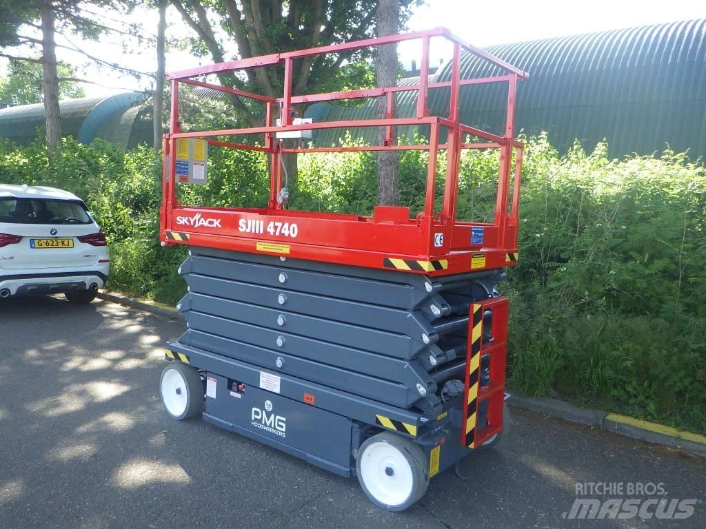 SkyJack SJ4740 Schaarhoogwerkers