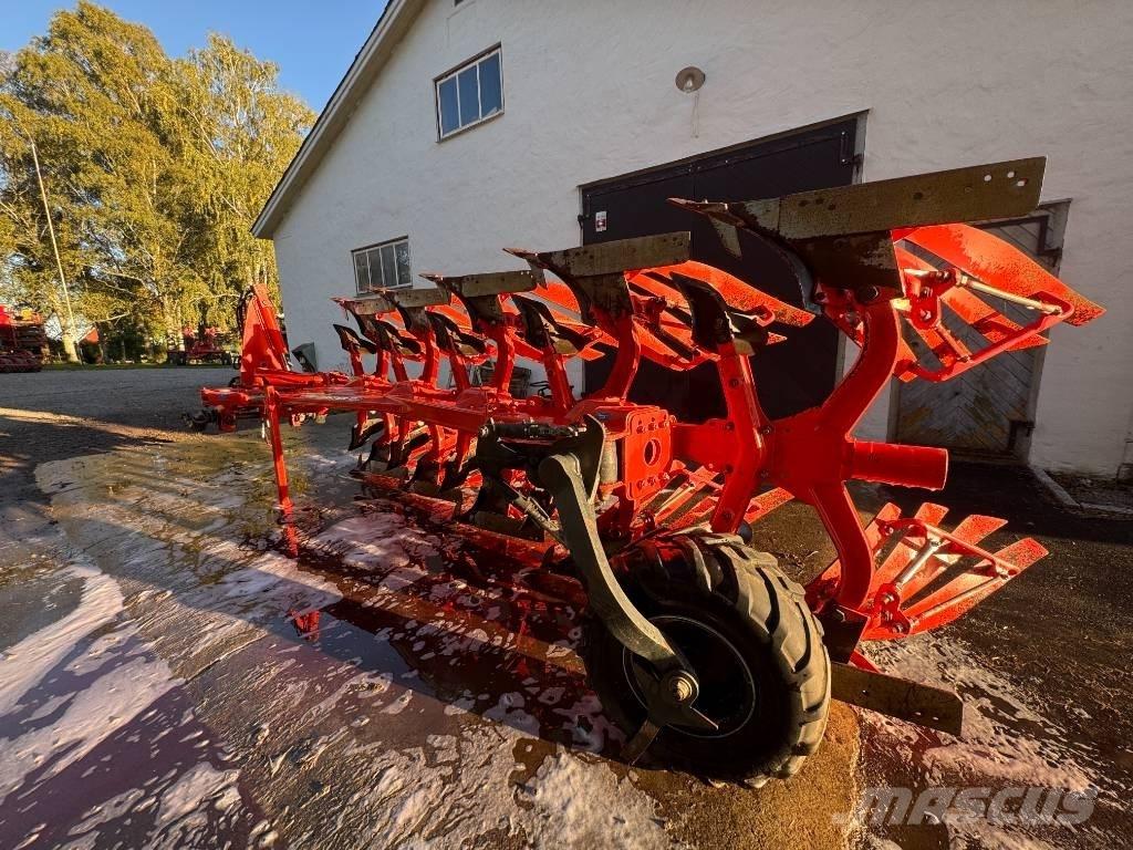 Kuhn VM 123 Wentelploegen