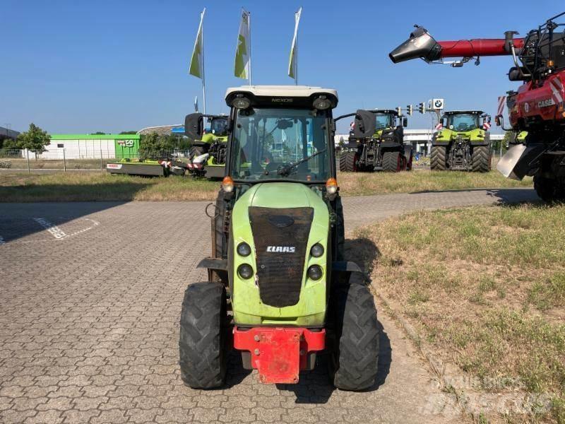 CLAAS NEXOS VE 230 Tractoren