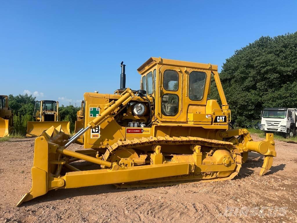 CAT D7G Rupsdozers