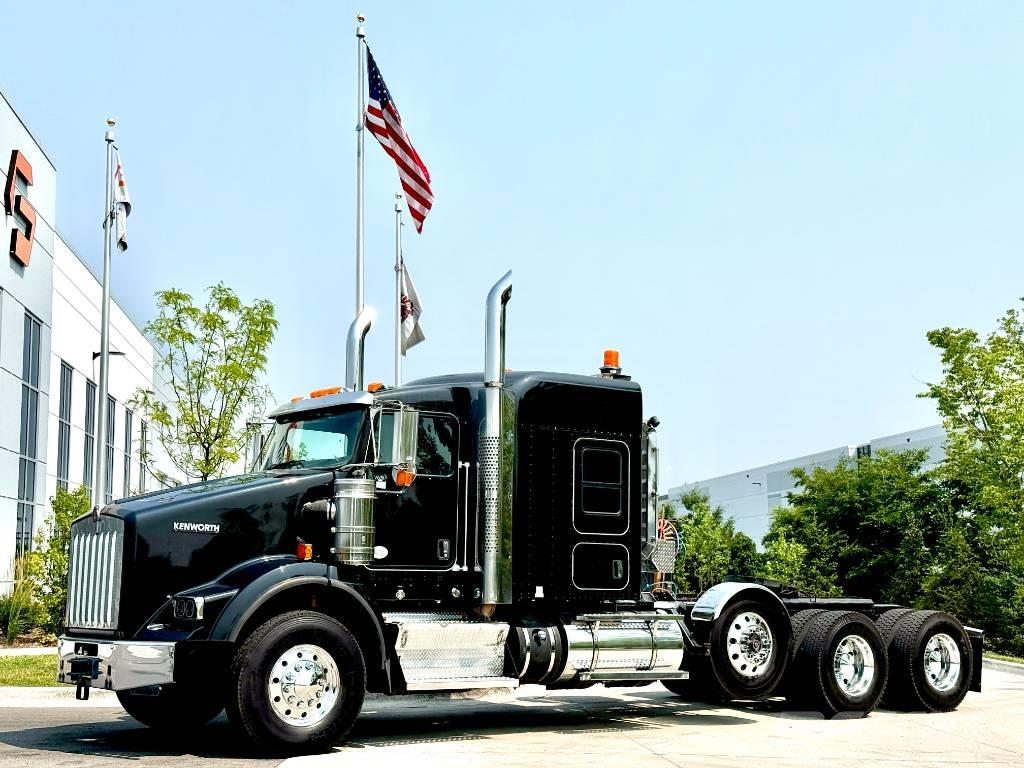 Kenworth T 800 Trekkers